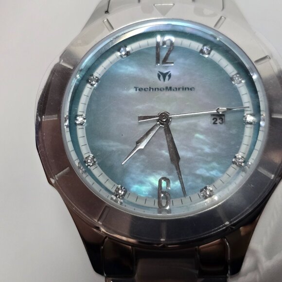 TechnoMarine Luna Tides Women's Watch w/ Mother of Pearl Dial 33mm (TM-826000) - Picture 8 of 11